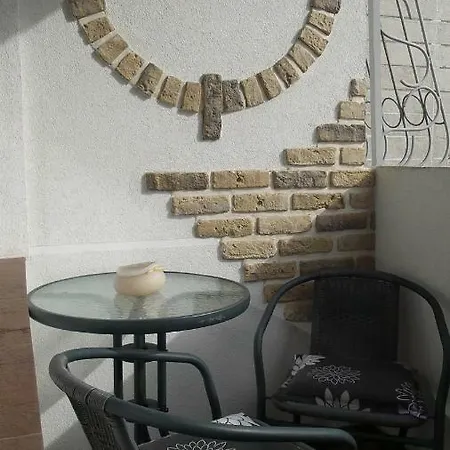 Helen Apartment